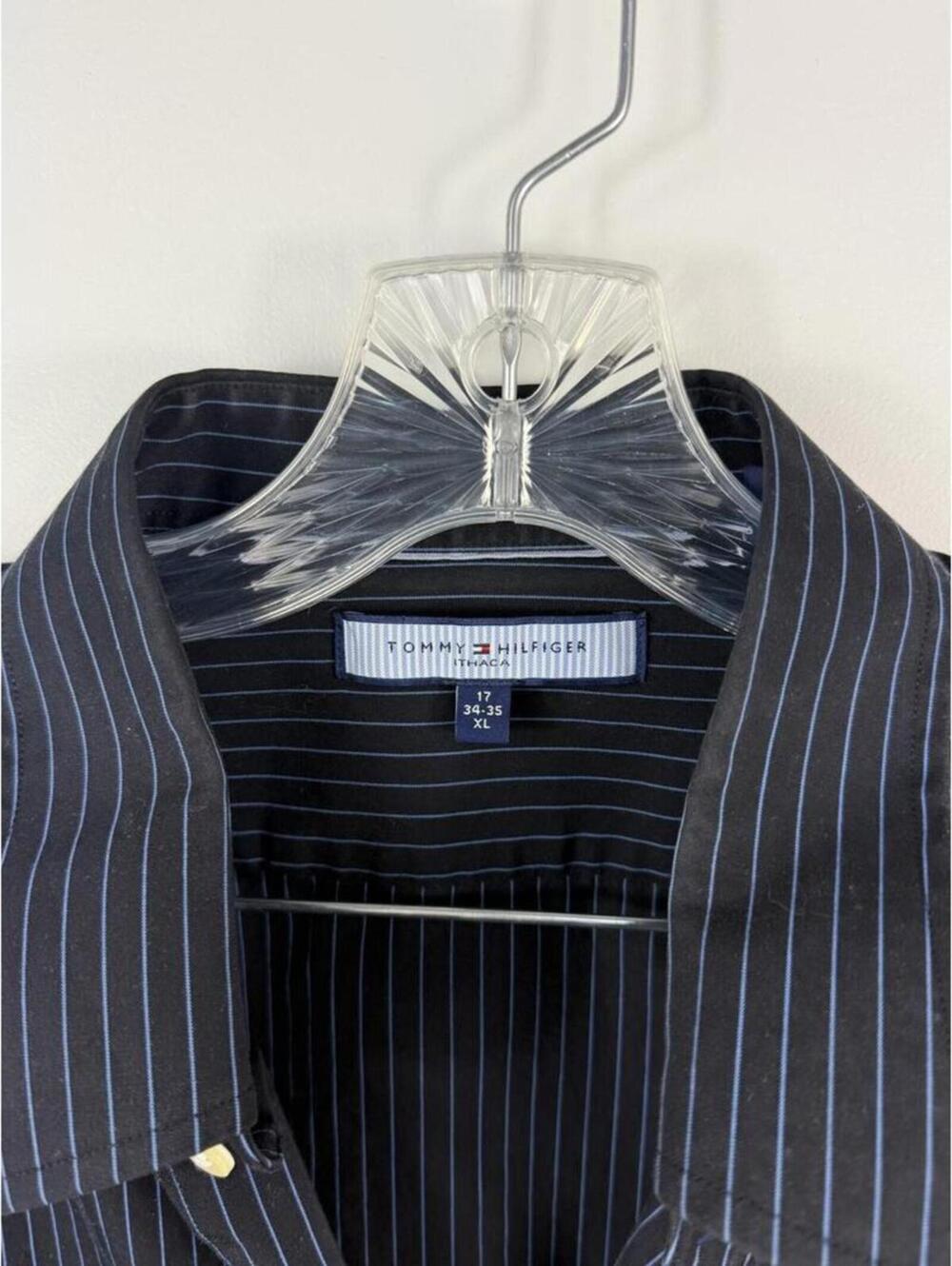 Mens Tommy Hilfilger Button Up Top Size XL - Picture 2 of 4